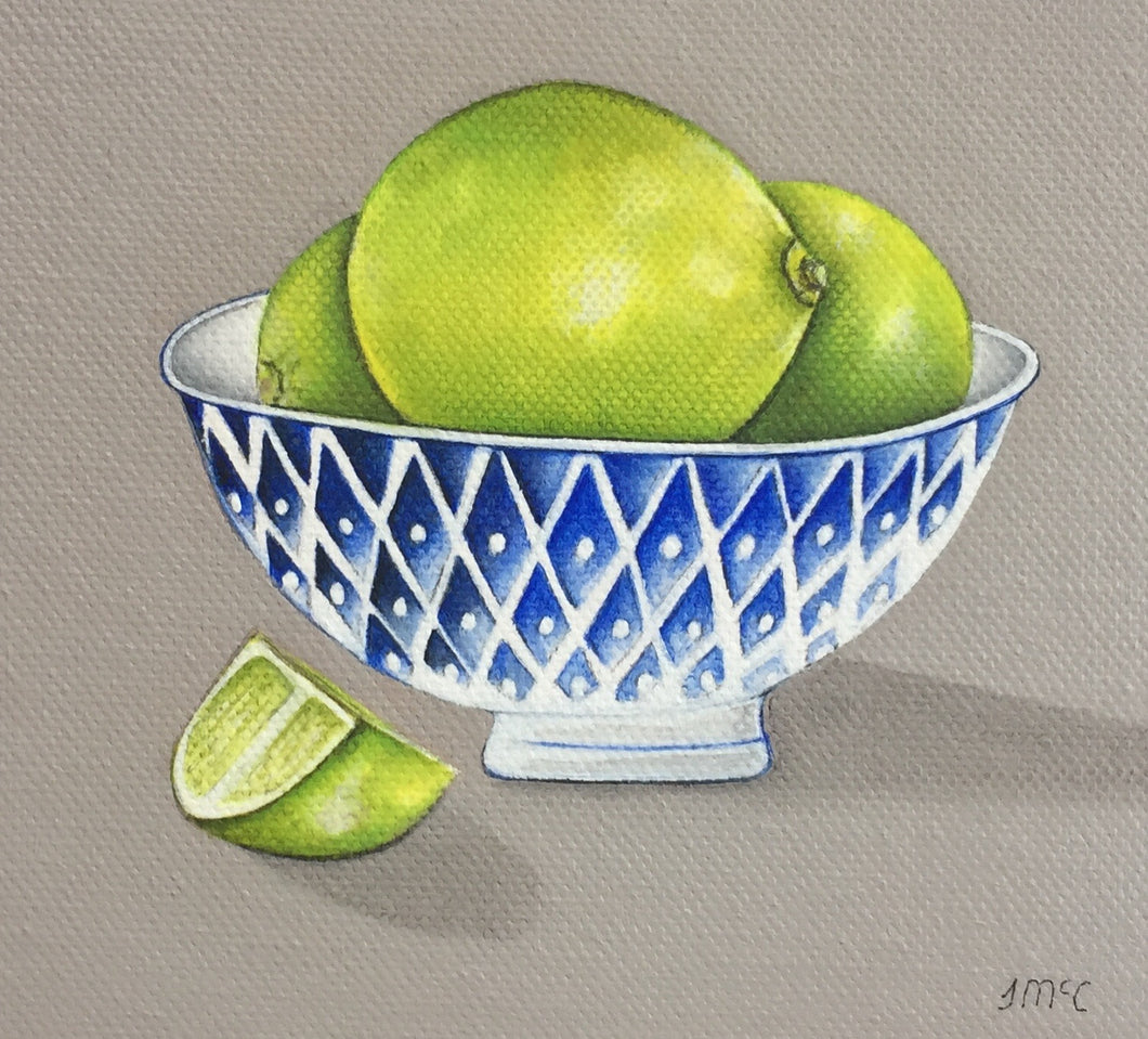 Blue bowl of Limes